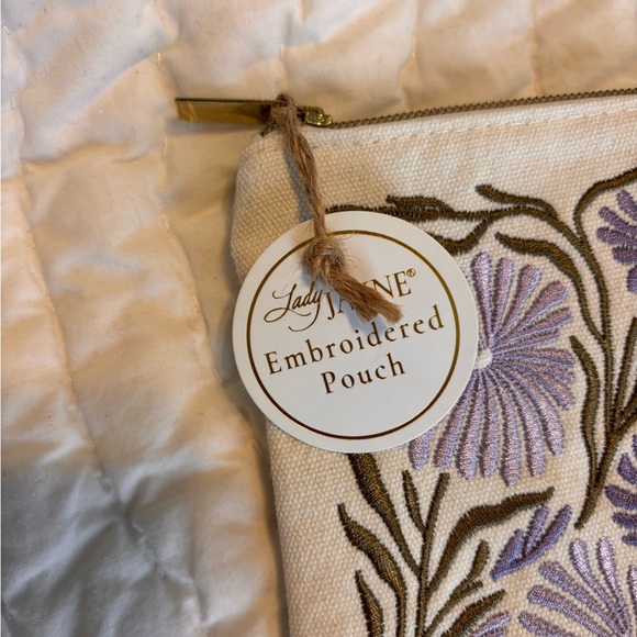 Lady Jayne Floral Embroidered Floral Zip Pouch - Picture 2 of 3